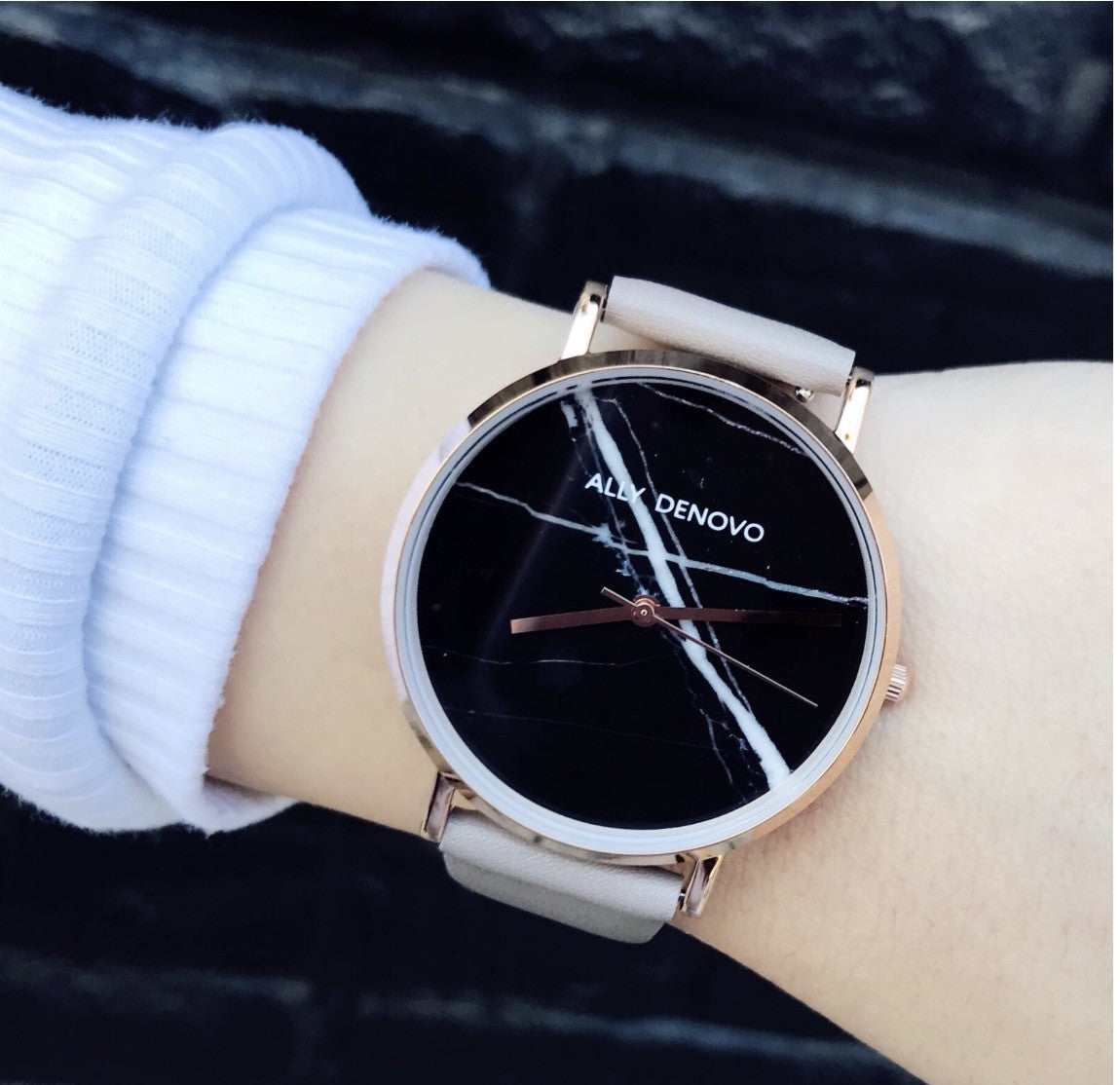 【女款】Carrara Marble皮革腕錶-黑大理石玫瑰金框乳灰色真皮錶帶 AF5005.8