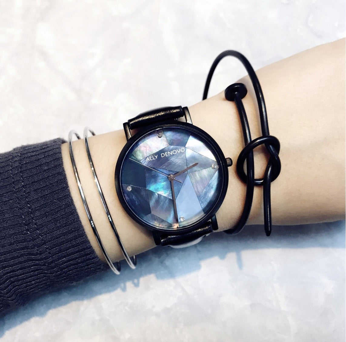 Gaia pearl皮革腕錶-藍色菱形琉璃黑框黑色真皮錶帶 AF5003.5